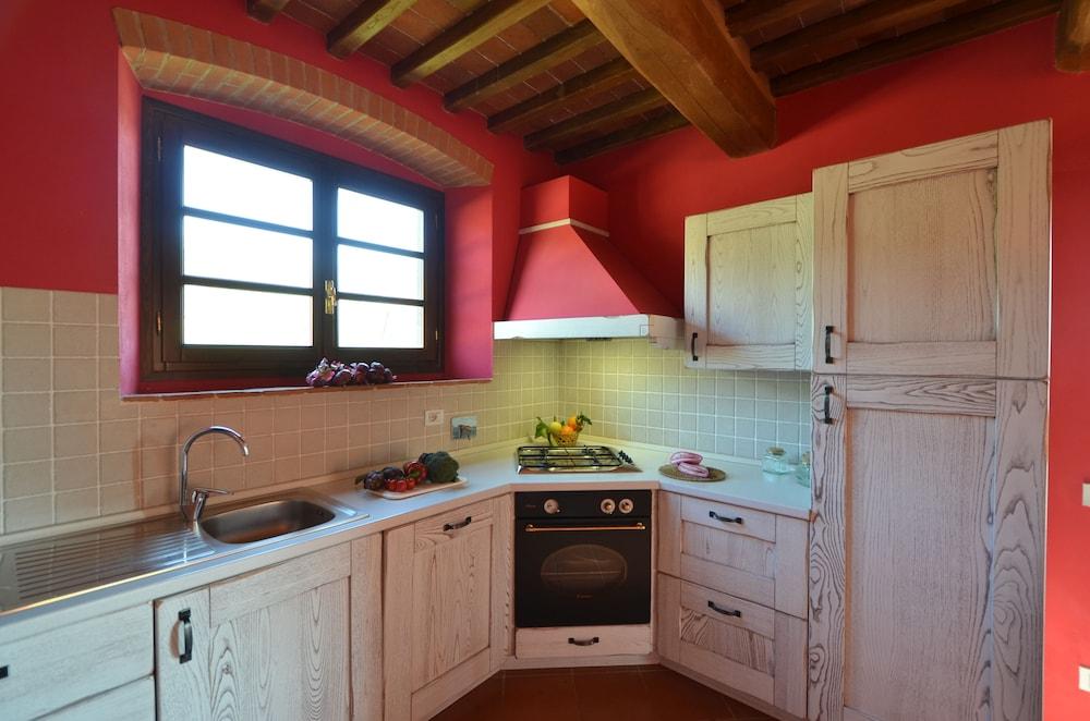 Poggio Cennina Resort 3*