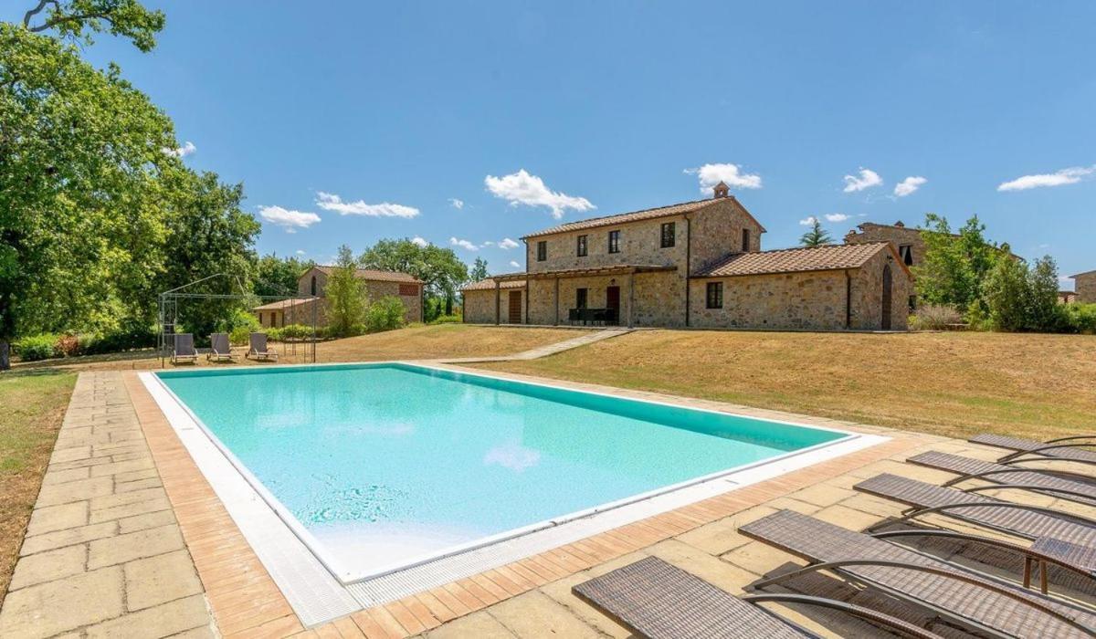 Poggio Cennina 3* Bucine