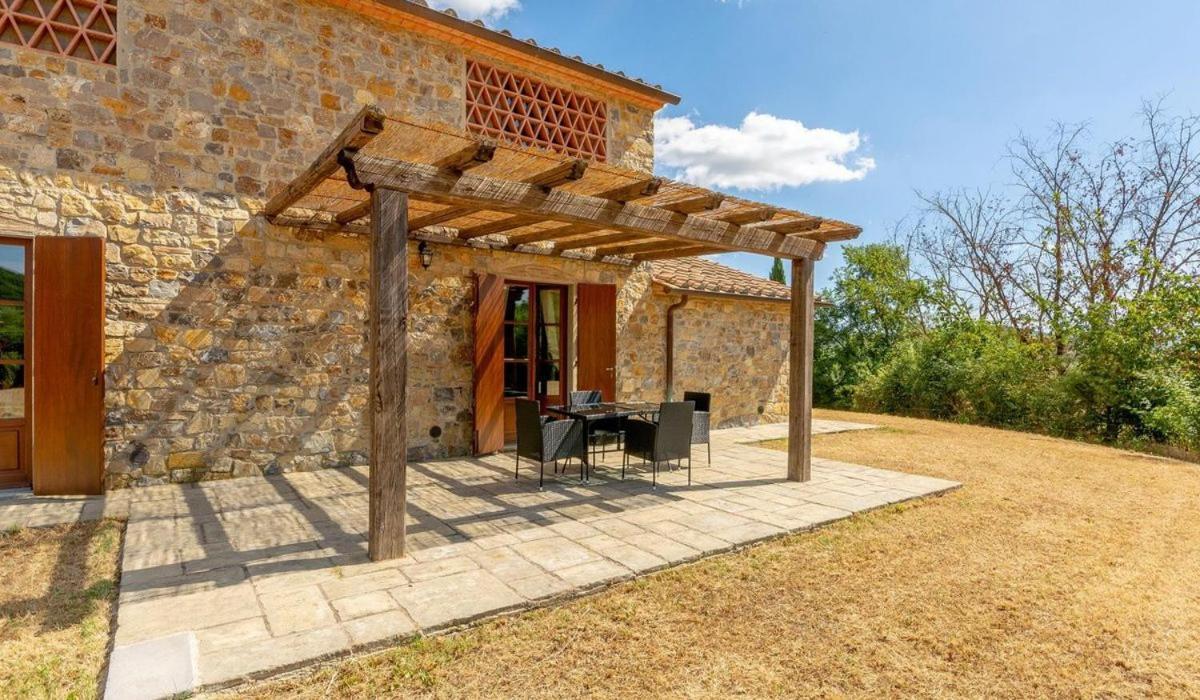 Poggio Cennina 3*